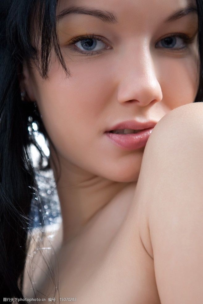 假面骑士联手出击驰骑与铠武电影大战全力出击 视频主图