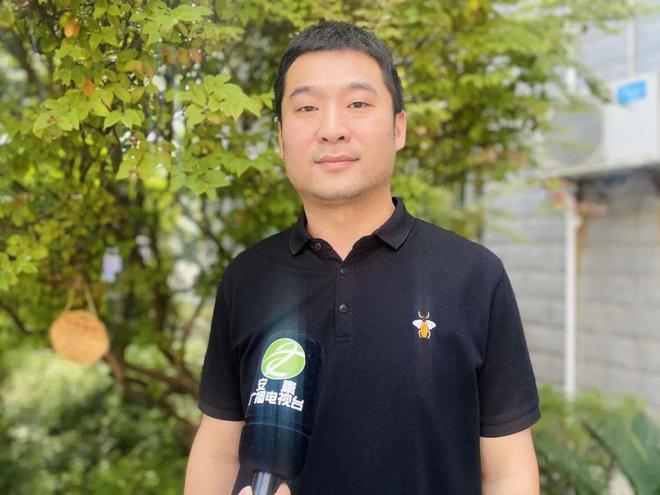 嘻哈翻转人生 视频海报