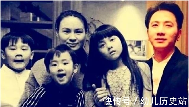 五月魔女 视频主图