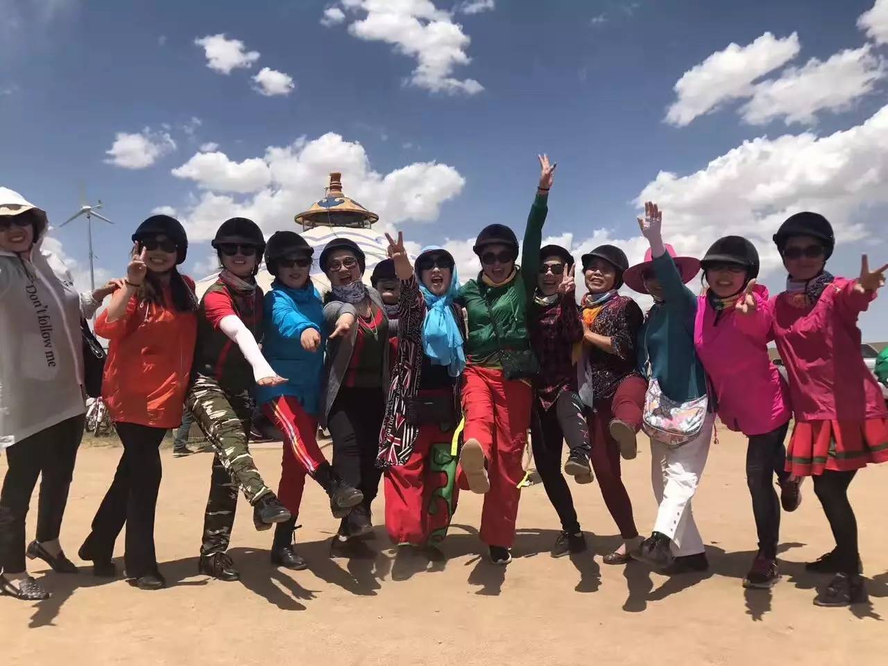 兄弟之义字当头 视频缩略图