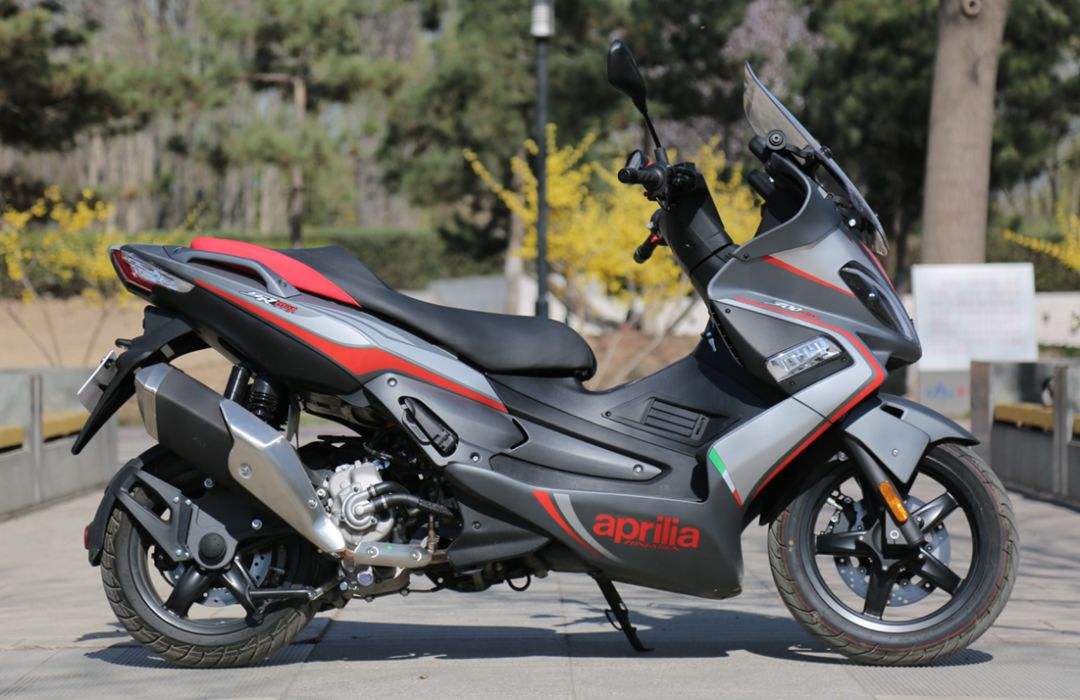 僵尸参将 视频主图