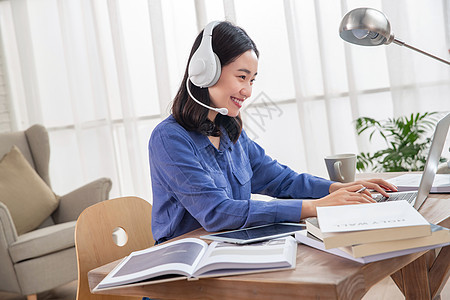 传奇的诞生（原声版） 视频缩略图