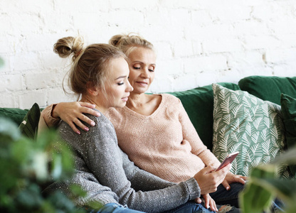 伊娃 视频缩略图