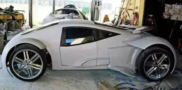 人面兽心 视频主图