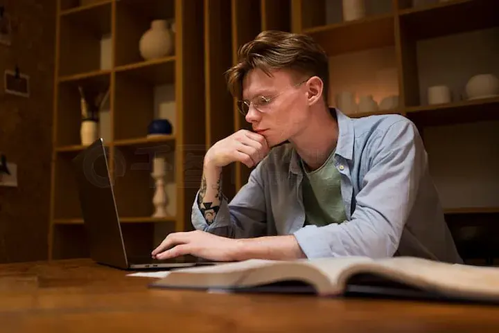 基加利的鸟儿在歌唱 视频海报