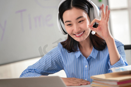 伪造者 视频缩略图