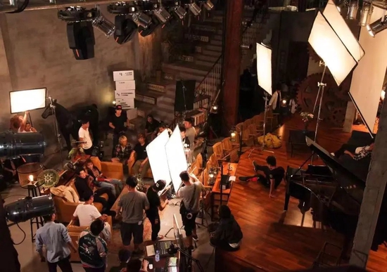 僵尸来袭2：末日 视频海报