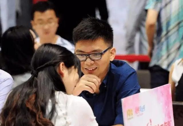 余命10年 视频缩略图