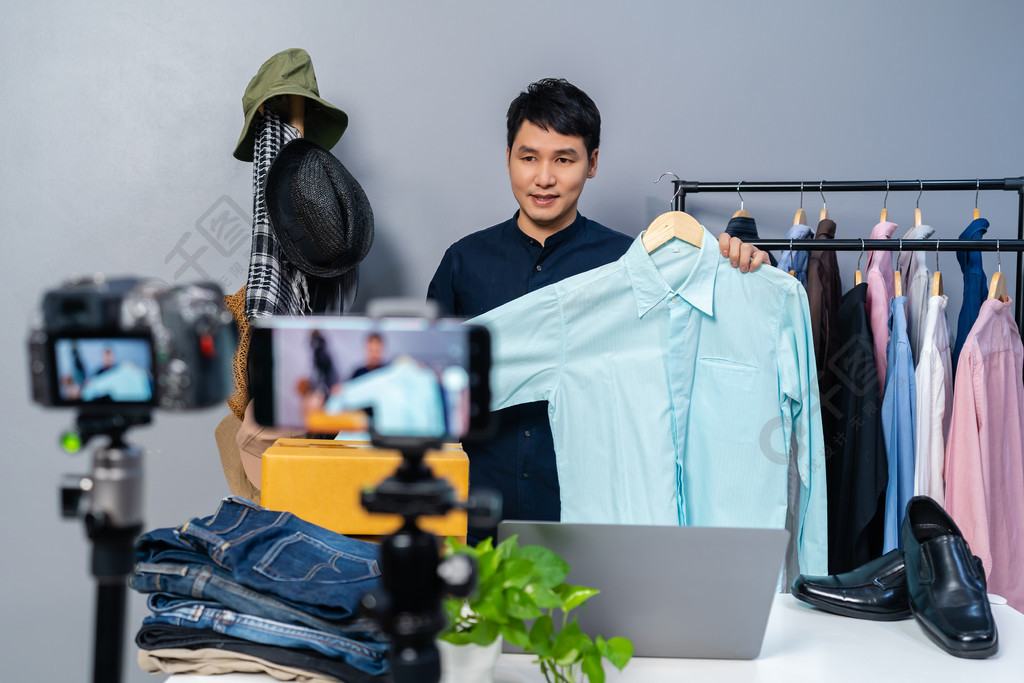 冒牌财神爷 视频缩略图