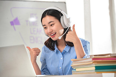 你们所有人的脸 视频缩略图