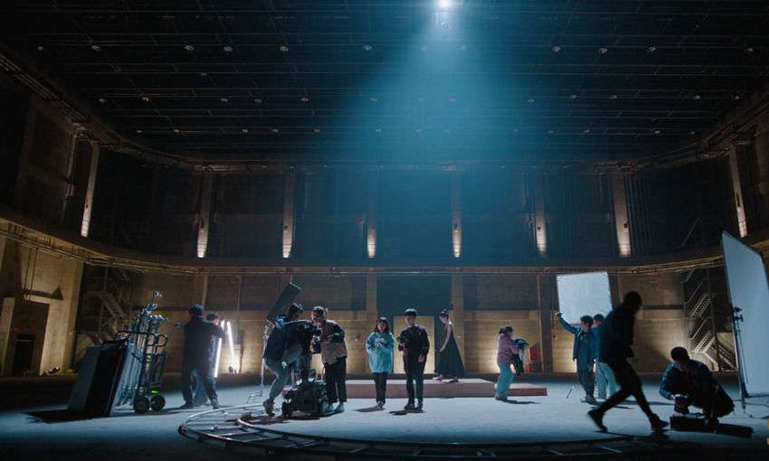 优雅的世界（下部） 视频缩略图