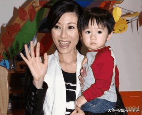 兄弟会 视频缩略图