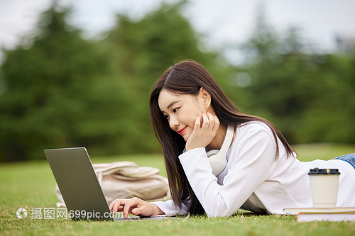 伍德布鲁斯的异想天开之旅 视频海报