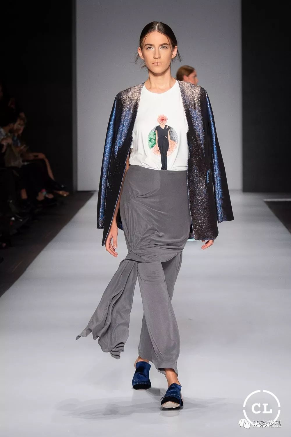 傻哥的逆袭 视频缩略图