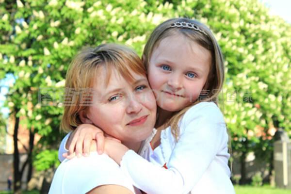 伊莲娜 视频缩略图