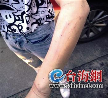 休比的万圣节 视频缩略图