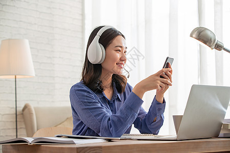 冰雪奇缘（粤语版） 视频海报