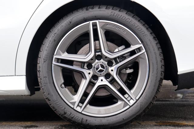 侠圣 视频缩略图