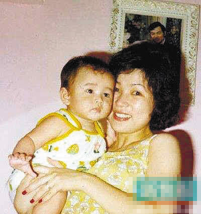 假戏真作 视频缩略图