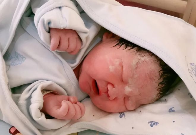 呼叫者 视频海报