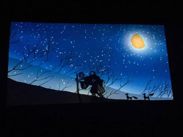 他的三个女儿 视频缩略图