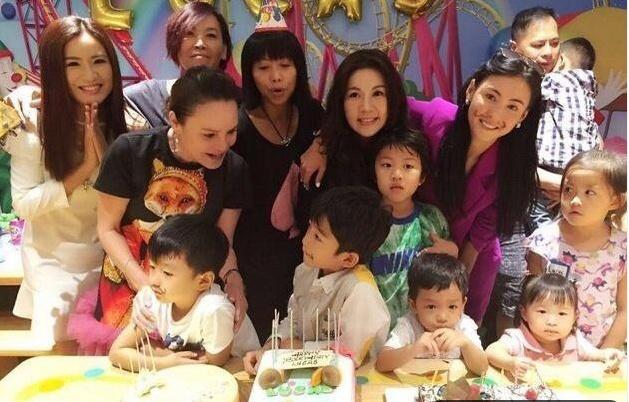 元洲街王后 视频缩略图