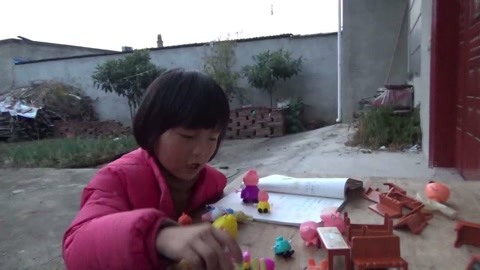 保卫战队之出动喇！朋友！ 视频缩略图