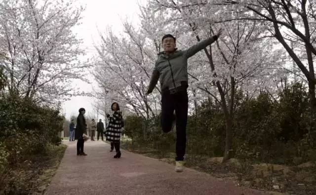 听不到的说话 视频海报