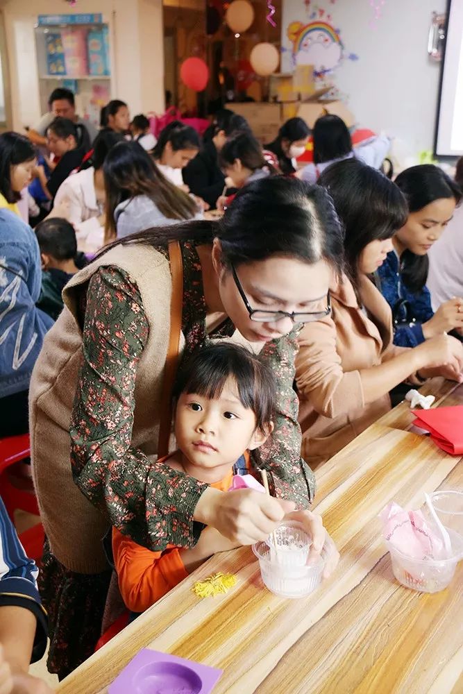 偷窥者 视频海报